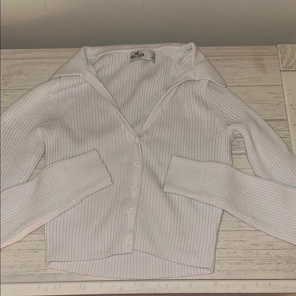 Hollister White Cardigan Sweater with Ribbed Knit